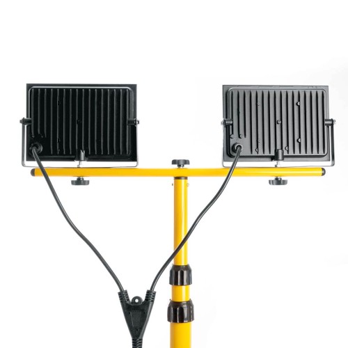 Светодиодный прожектор Feron LL-504 на штативе 41544