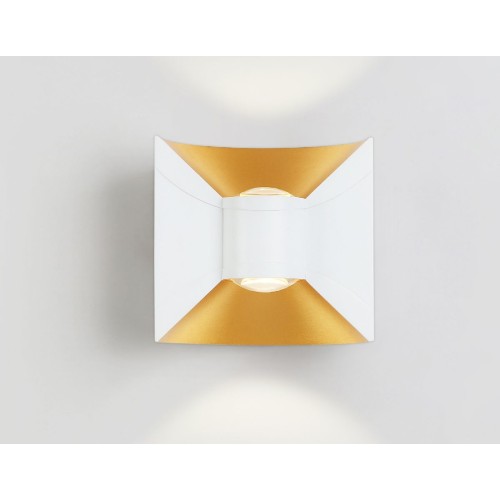 Уличный настенный светильни Ambrella Light Garden ST4471