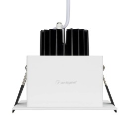 Встраиваемый светильник Arlight CL-KARDAN-S102x102-9W Warm 024137