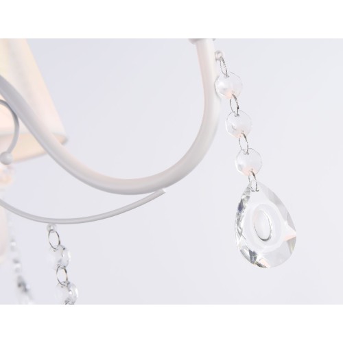 Подвесная люстра Ambrella Light Modern TR4601