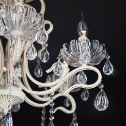 Потолочная люстра Eurosvet 12205/6 белый Strotskis