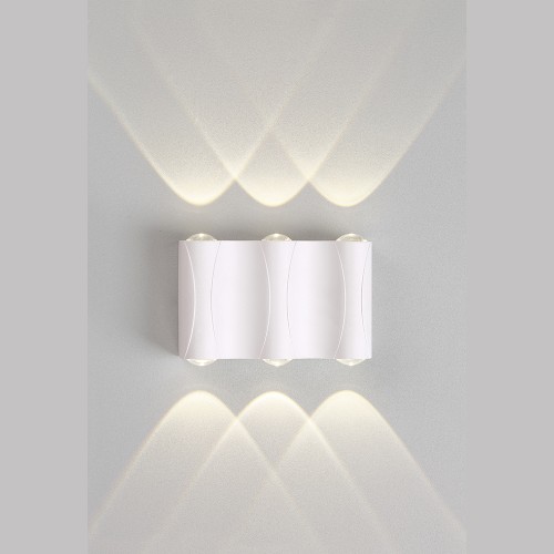 Уличный настенный светильник Crystal Lux CLT 022W3 WH 4000K