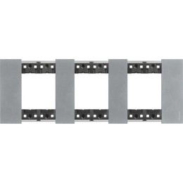 Рамка на 3 поста, 6 модулей - Немецкий стандарт. Цвет Луна. Bticino серия Living Now. KA4802M3NW