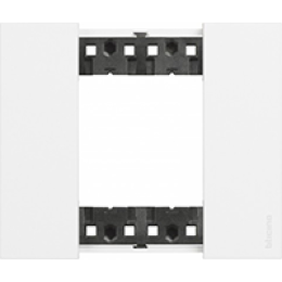 Рамка на 1 пост, 2 модуля - Немецкий/Итальянский стандарт. Цвет Белый. Bticino серия Living Now. KA4802KW