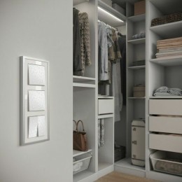 W0032850 Рамка на 3 поста Baguette (белый/серебро) Werkel a060232