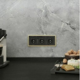 W0032852 Рамка на 3 поста Baguette (черный/латунь) Werkel a060241