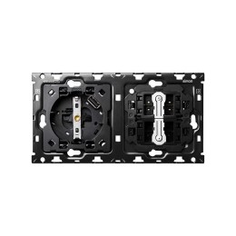 Кит на 2 поста, механизмы: 1 розетка Schuko 2Р+Е 16A 250В~ с з/у USB Smart Charge 2.1А + 2 переключателя (проходных) + суппорт Simon 100, 10010212-039
