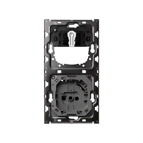 Кит на 2 поста, механизмы: 1 розетка Schuko 2Р+Е 16A 250В~ с з/у USB Smart Charge 2.1А + 1 переключатель (проходной) + суппорт Simon 100, 10010216-039