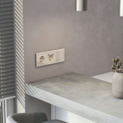 W1179543 Накладка для розетки USB (айвори акрил) Werkel a064069