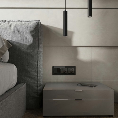 W1171748 Розетка с заземлением, шторками и USB тип A+C (черный акрил) Werkel a064044