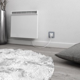 W1171601 Умная встраиваемая розетка с заземлением с защитными шторками белая Werkel a056417