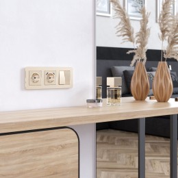 W0032611 Рамка на 3 поста (шампань) Platinum Werkel a059217