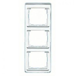 SL583SI Рамка SL 500 Серебро 3-постовая вертикальная Jung