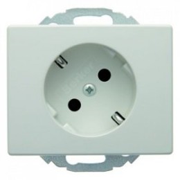 47280069 Штепсельная розетка SCHUKO 45° цвет: полярная белизна, с блеском Arsys Berker
