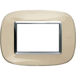 HB4803DA Рамка Axolute Овал Бежевая карамель 3 модуля Bticino