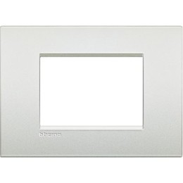 LNC4803PR Рамка LivingLight Air Белый жемчуг 3 модуля Bticino