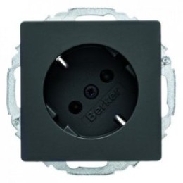 47276086 Штепсельная розетка SCHUKO Berker