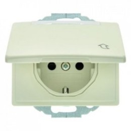 47480002 Штепсельная розетка SCHUKO с откидной крышкой и полем для надписи цвет: белый, с блеском Arsys Berker