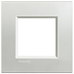 LNA4802AG Рамка LivingLight Квадрат Серебро 2-модульная Bticino