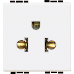 N4126 Силовая розетка 2К+З, 16А, универсального стандарта Bticino