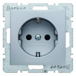 47231404 Штепсельная розетка SCHUKO цвет: алюминий, матовый B.1/B.7 Glas Berker