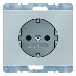 41357004 Штепсельная розетка SCHUKO цвет: нержавеющая сталь K.5 Berker