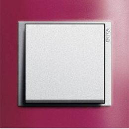 021192 Рамка Event Красный / Алюминий 1-постовая Gira