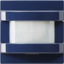 067146 Накладка датчика движения Komfort для верхней зоны установки System 2000 Синий Gira S-color