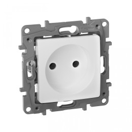 672220 Розетка 2К - немецкий стандарт - 16 А - 250 В~ - Etika - белый Legrand