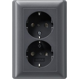 078328 Розетка двойная с заземляющими контактами в комплекте с рамкой Антрацит Gira