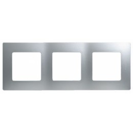 672553 Рамка Etika Алюминий 3-постовая Legrand