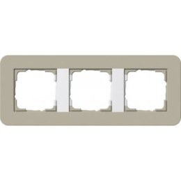 0213418	 Рамка с белой подложкой E3 Светло-бежевый / Белый 3-постовая Gira