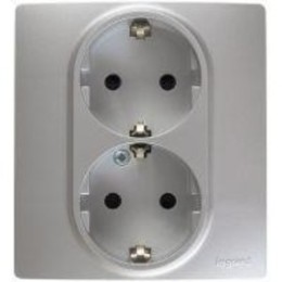 672423 Розетка 2 x 2К+З - немецкий стандарт - винтовые зажимы - 16 А - 250 В~ - Etika - алюминий Legrand