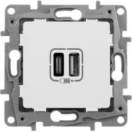 672236 Зарядное устройство с двумя USB-разьемами тип A-тип С 240В/5В 3000мА - Etika - Цвет Белый Legrand