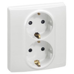 672233 Розетка 2 x 2К+З со шторками - немецкий стандарт - автоматические зажимы - 16 А - 250 В~ - Etika - белый Legrand