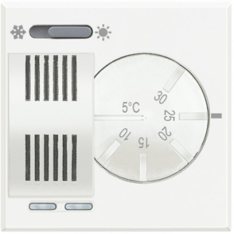 HD4442 Axolute Электронный комнатный термостат со встроенным переключателем режимов «лето/зима» Bticino