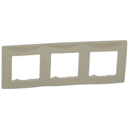 672523 Рамка Etika Светлая галька 3-постовая Legrand
