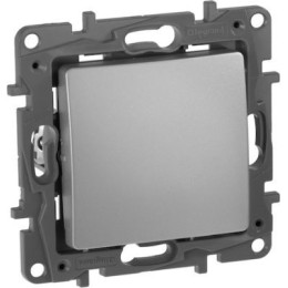 672401 Выключатель одноклавишный - автоматические клеммы - Etika - 10 AX - 250 В~ - алюминий Legrand