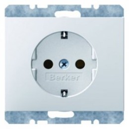 41157009 Штепсельная розетка SCHUKO цвет: полярная белизна, с блеском K.1 Berker