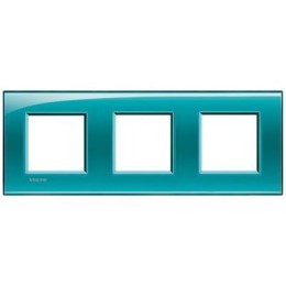 LNA4802M3VD Рамка LivingLight Квадрат Зеленый 2+2+2 модуля Bticino