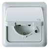 4718 Штепсельная розетка SCHUKO с откидной крышкой и рамкой цвет: белый, с блеском Влагозащищенный скрытый монтаж IP44 Berker