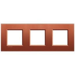 LNA4802M3RK Рамка LivingLight Квадрат Красный шелк 2+2+2 модуля Bticino