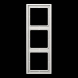 LS983LG Рамка LS 990 Светло-серый 3-постовая Jung