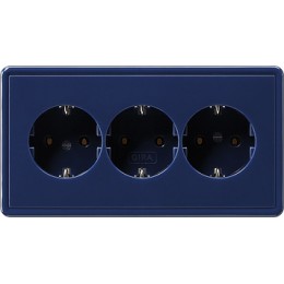 019946 Тройная розетка с заземляющими контактами с формованной накладкой Синий Gira S-color
