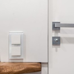 WL01-SW-1G-2W Выключатель одноклавишный проходной (белый) Antik Werkel a028644