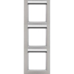 10536094 Рамка с полем для надписей Q.3 Алюминий с эффектом бархата 3-постовая вертикальная Berker