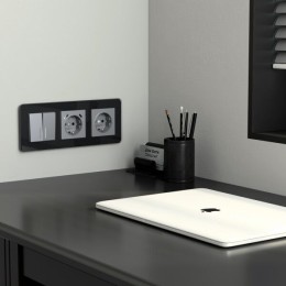 W0032448 Рамка на 3 поста (черный, стекло) Elite Werkel a063821