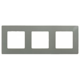672523 Рамка Etika Светлая галька 3-постовая Legrand