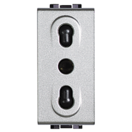 NT4180 Розетка 2П + заземление 16A, 250В с защитными шторками Bticino