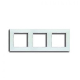 AC583GLWMT Рамка A Creation Матовое стекло 3-постовая Jung